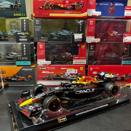 Oracle Red Bull Racing 2022 აბუ დაბის გრან პრის გამარჯვებული #1 მაქს ვეტსტაპენი 1:24 მასშტაბი ბურაგო